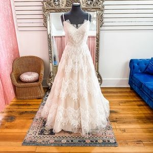 Val Stefani Sedona Boho Wedding Dress, new wedding dress, lace bridal gown new